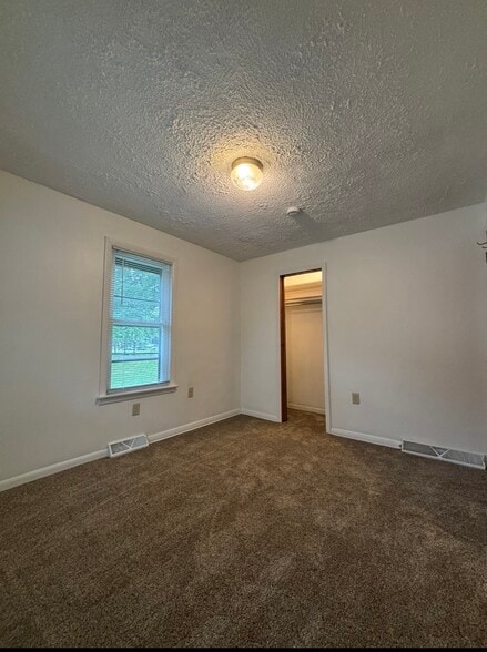 Bedroom #2 - 4440 La France St