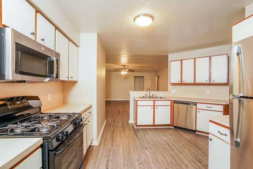 Building Photo - 20746 Fox Cliff Ln