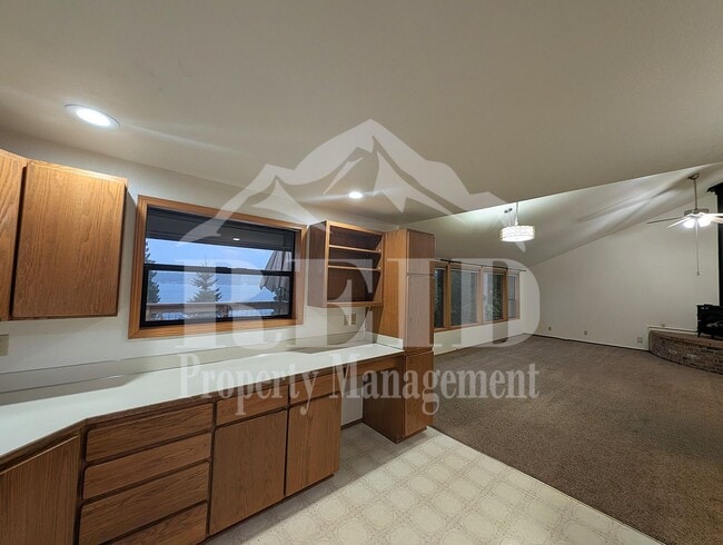 Building Photo - Utah8876