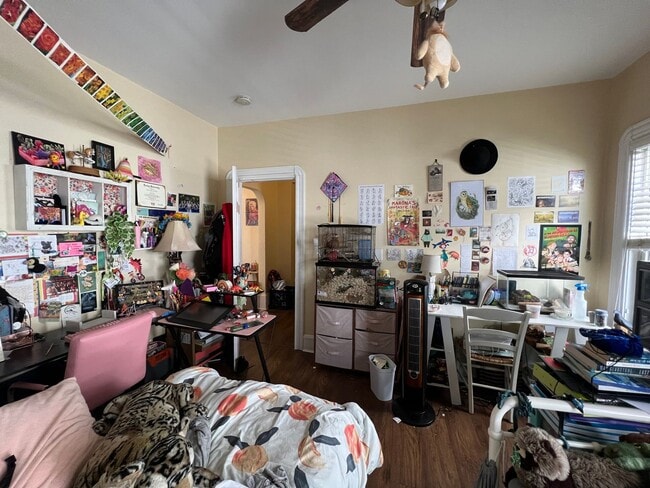 Building Photo - 21 Chandler St