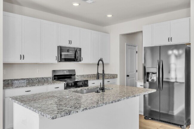 Building Photo - New Construction 3BR Townhome with Loft & 2-Car Garage in Downtown Travelers Rest