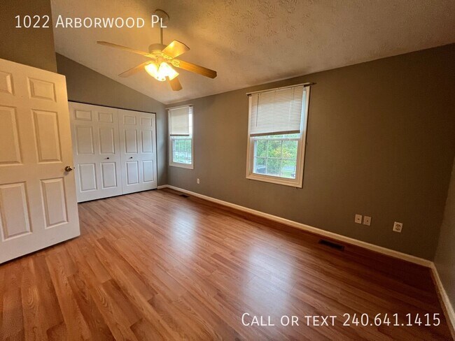 Building Photo - 1022 Arborwood Pl