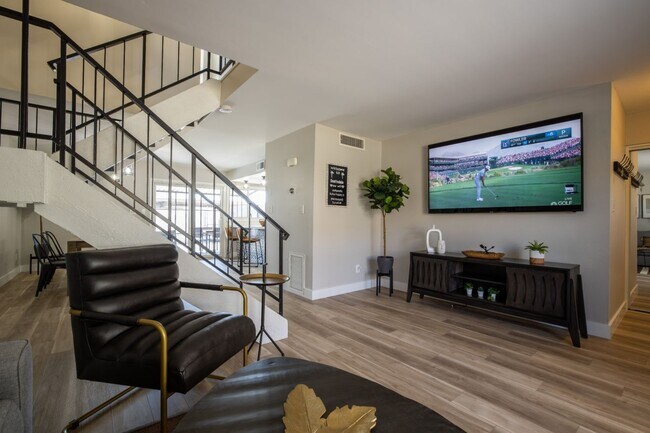 Interior Photo - 5038 N 83rd St