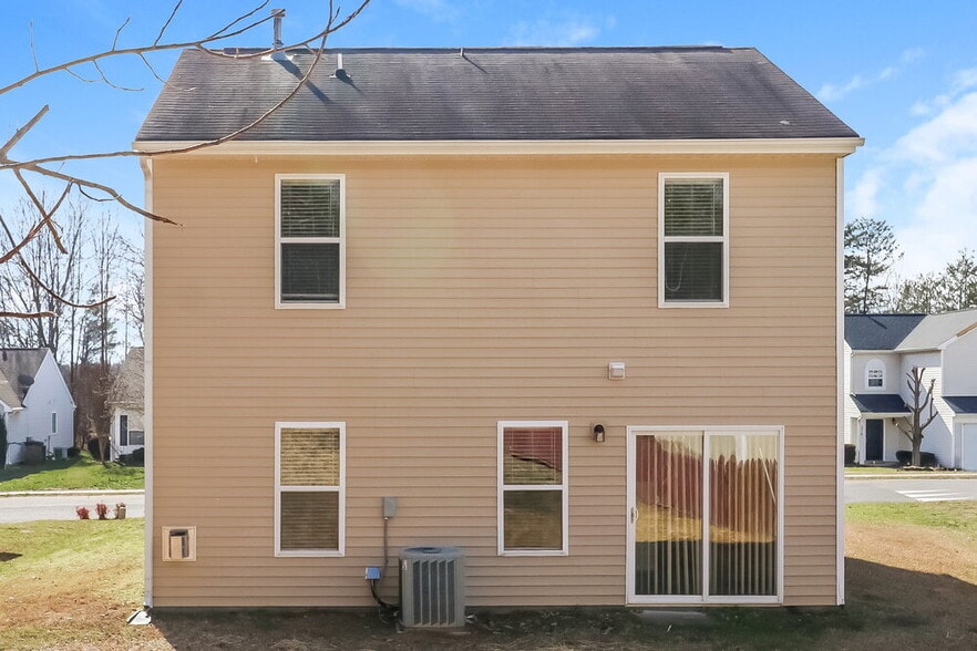 Building Photo - 3756 Catawba Creek Dr