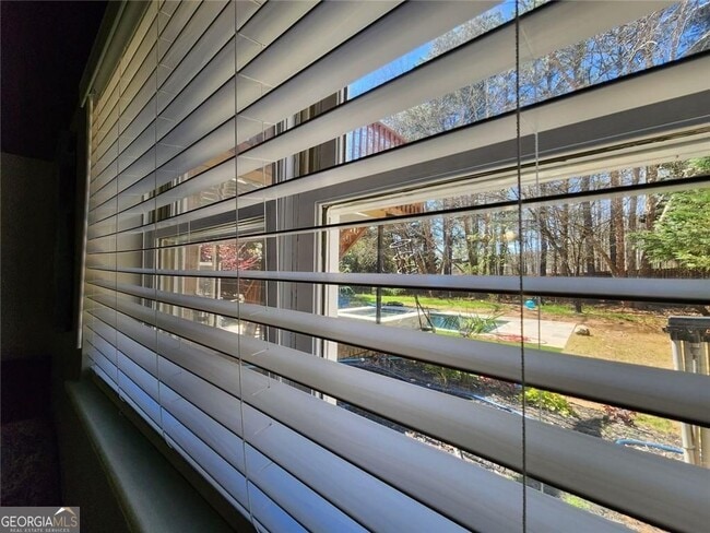 Building Photo - 2785 Shoemaker Ln