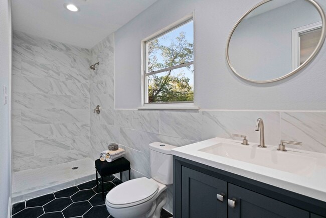 Building Photo - ***APPLICATION CURRENTLY UNDER REVIEW***Ch...