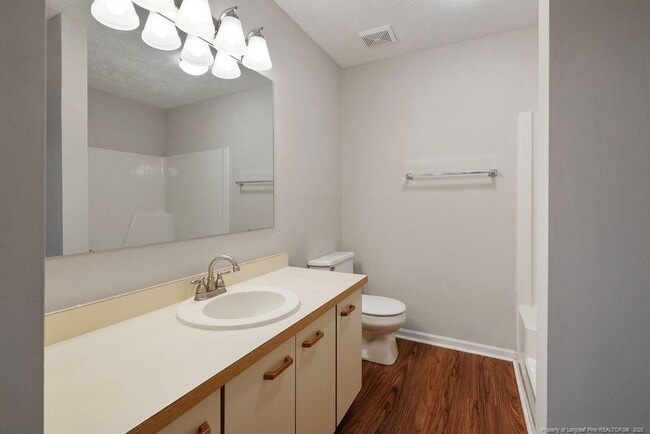 Building Photo - 6804 Willowbrook Dr