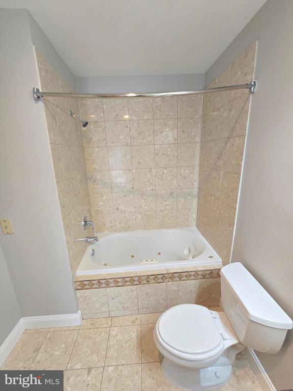 Building Photo - 112 N Luzerne Ave