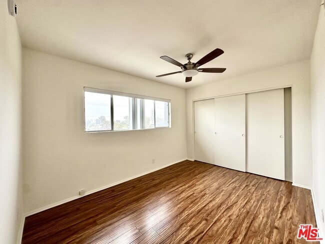 Building Photo - 127 Loma Vista St