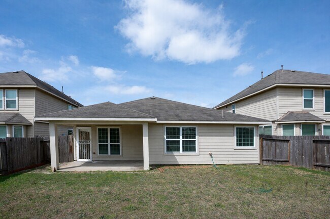 Building Photo - 3435 Yasmine Ranch Dr