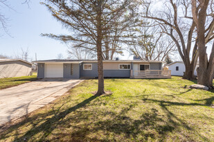 Building Photo - 6191 Springdale Blvd