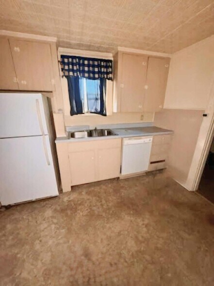 Primary Photo - 103 Thomas Hill Rd
