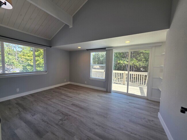 Building Photo - 780 W Cotati Ave