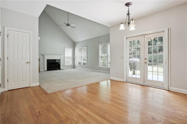 Building Photo - 12250 Broadleaf Ln