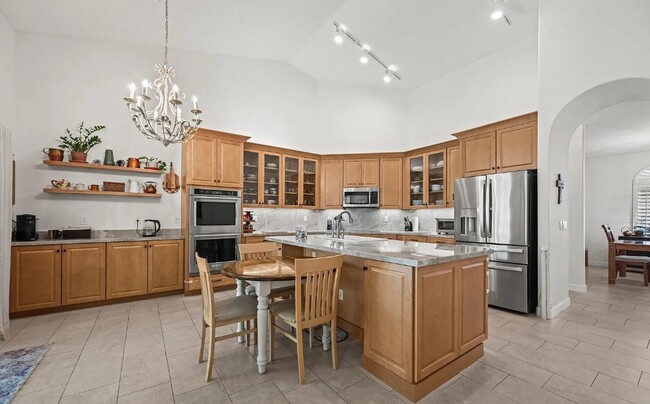 Building Photo - 2243 E Cortez Dr