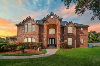 Building Photo - 4502 Creek Point Ln