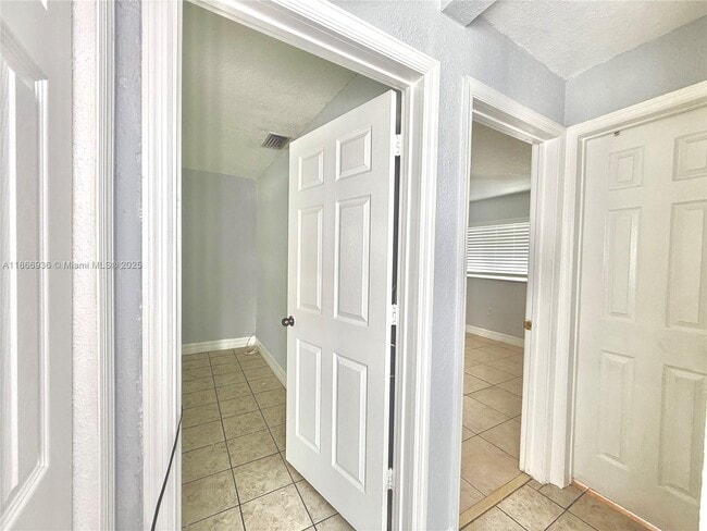 Building Photo - 15800 NW 39th Pl
