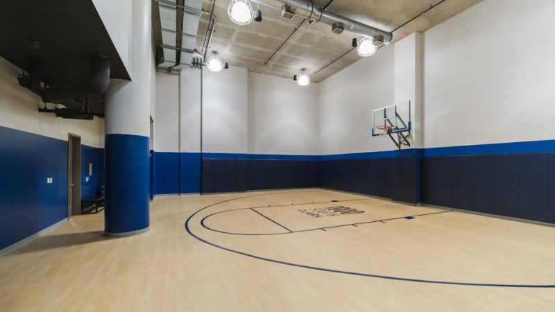 Building Photo - 1000 S Clark St