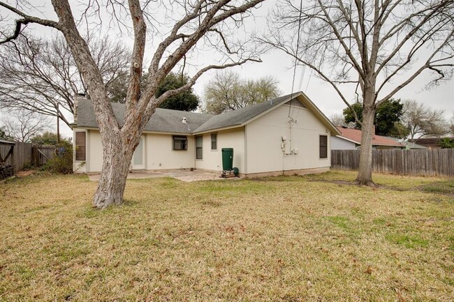 Building Photo - 2313 Oxford Blvd