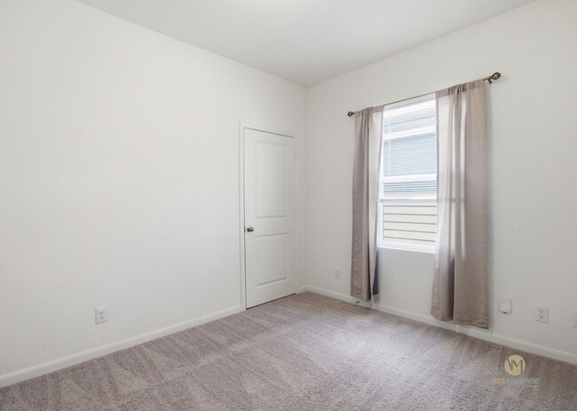 Building Photo - 5625 Pearl Mdw