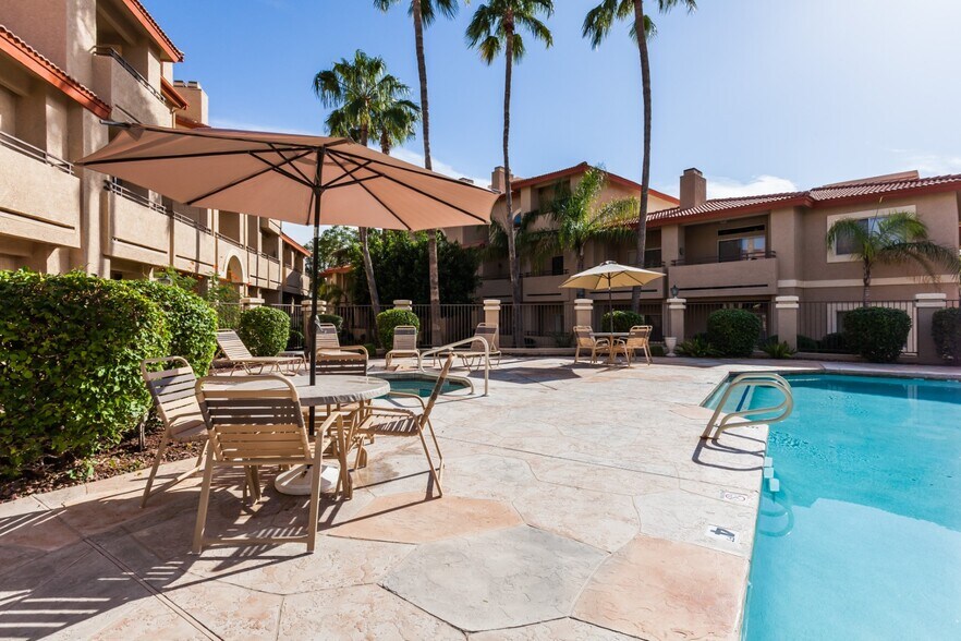 Building Photo - 10410 N Cave Creek Rd