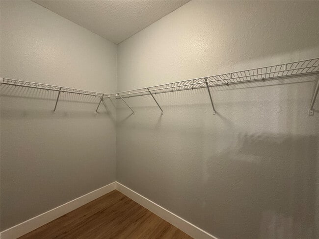 Building Photo - 12457 Emerald Creek Manor