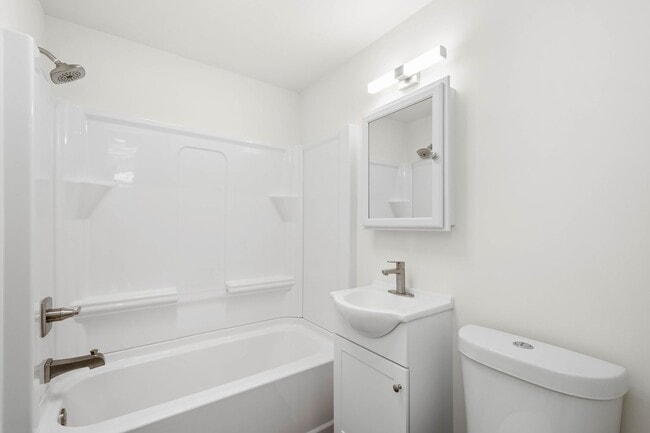 Building Photo - AVAILABLE MAY 1ST! UPDATED THROUGHOUT! 3-bedroom in Beechview!