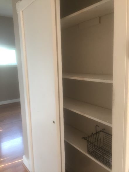 Building Photo - 2722 Taylorsville Rd