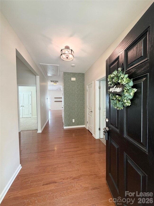 Building Photo - 8723 Westwind Point Dr