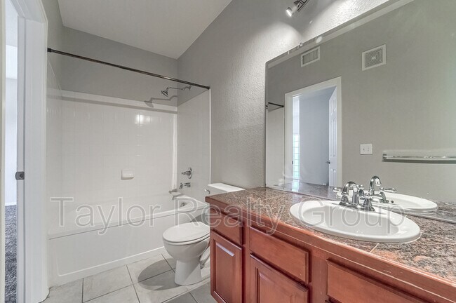 Building Photo - 2855 Blue Sky Cir