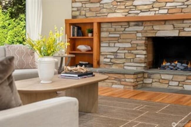 Building Photo - 4510 48th Ave NE