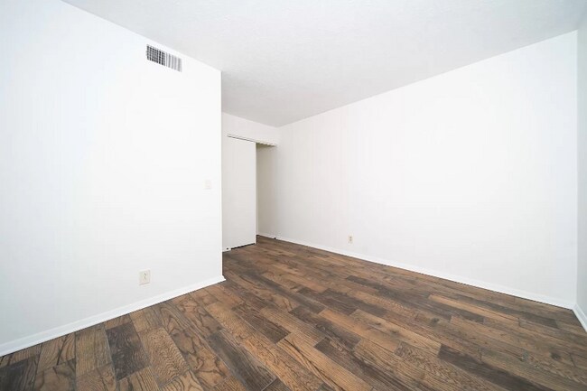 Building Photo - 5304 Edmondson Pike