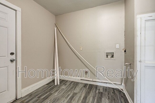 Building Photo - 333 NW 90th St