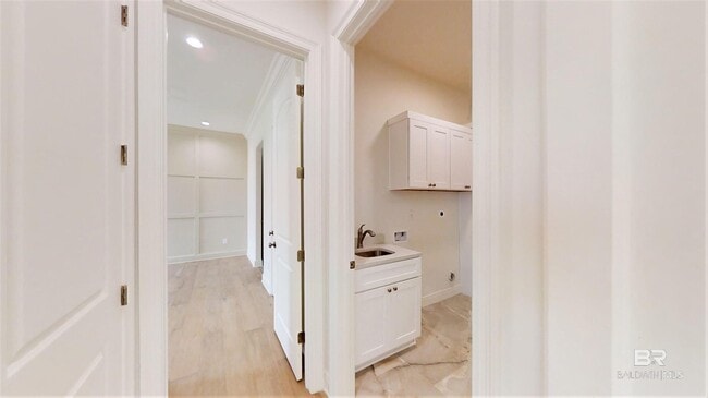 Building Photo - 2704 Bienville Ave