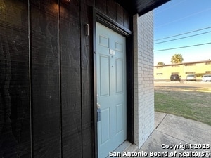 Building Photo - 2802 Lasses Blvd