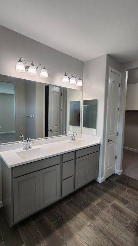 Building Photo - 37845 W Santa Barbara Ave