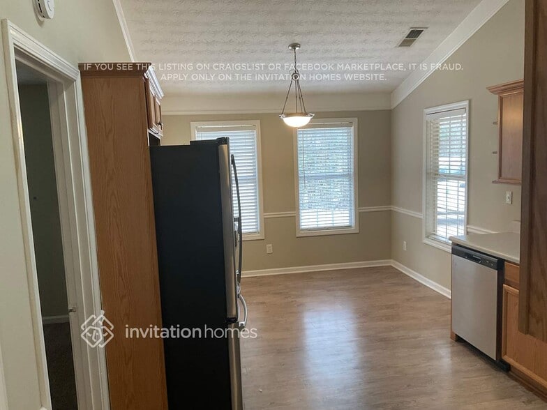 Building Photo - 25 Sampson Ct