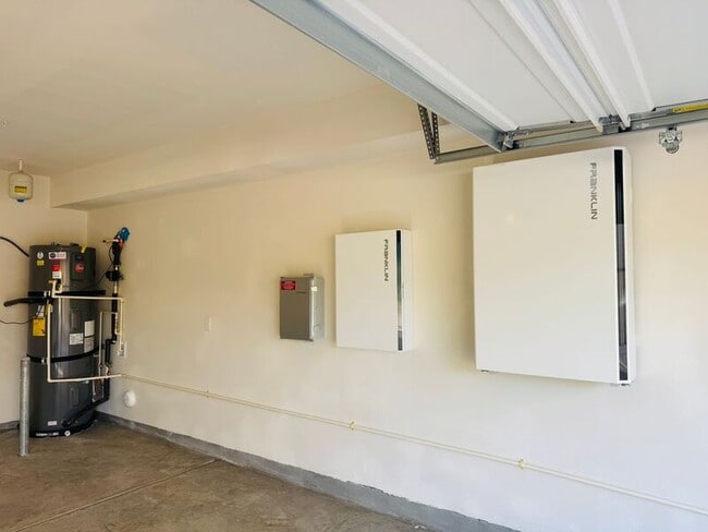 Building Photo - 12078 Aden Wy