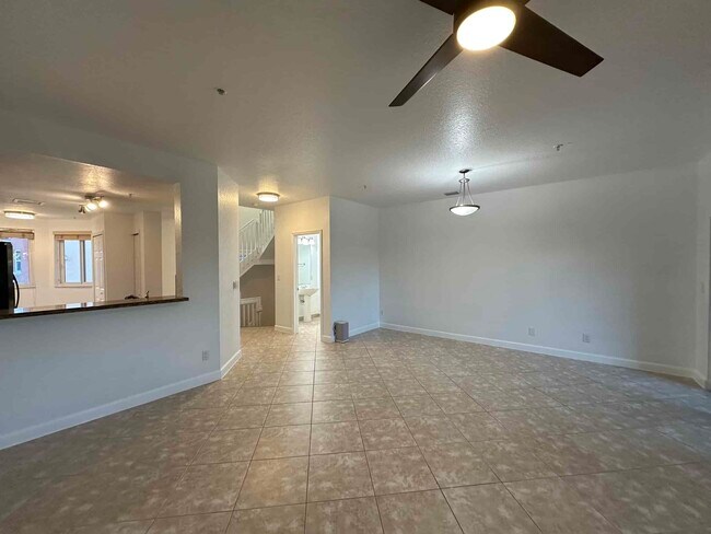 Building Photo - 1602 Coastal Bay Blvd