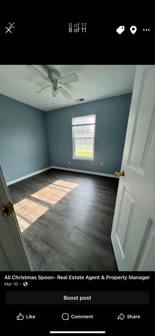 Building Photo - 90 Harmony Dr W