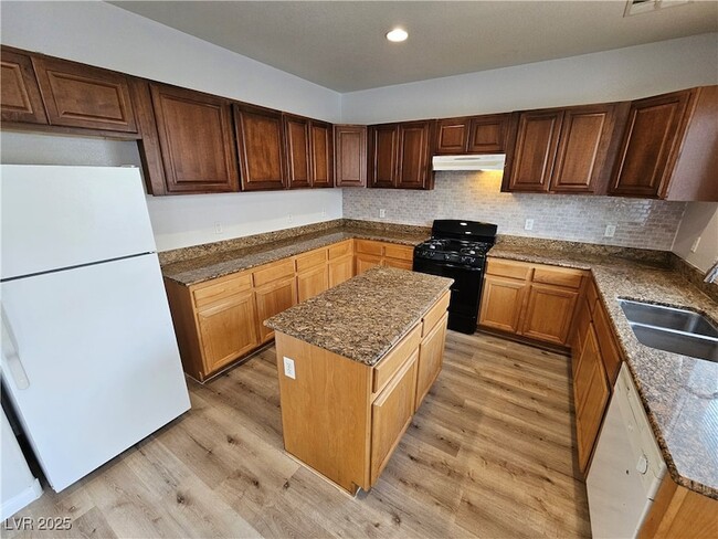 Building Photo - 4412 Bacara Ridge Ave