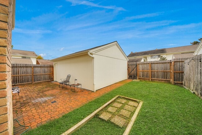 Building Photo - 3021 Teague Rd