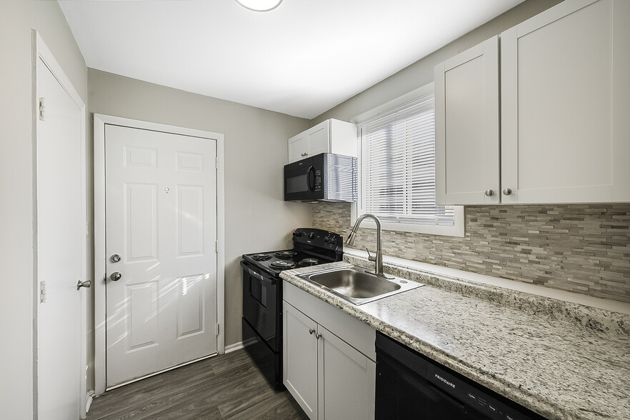 Renovated one bedroom at Villages of Heritage Place in Wilson, NC - Villages at Heritage Place Apartments