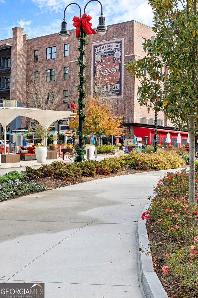 Building Photo - 255 High St