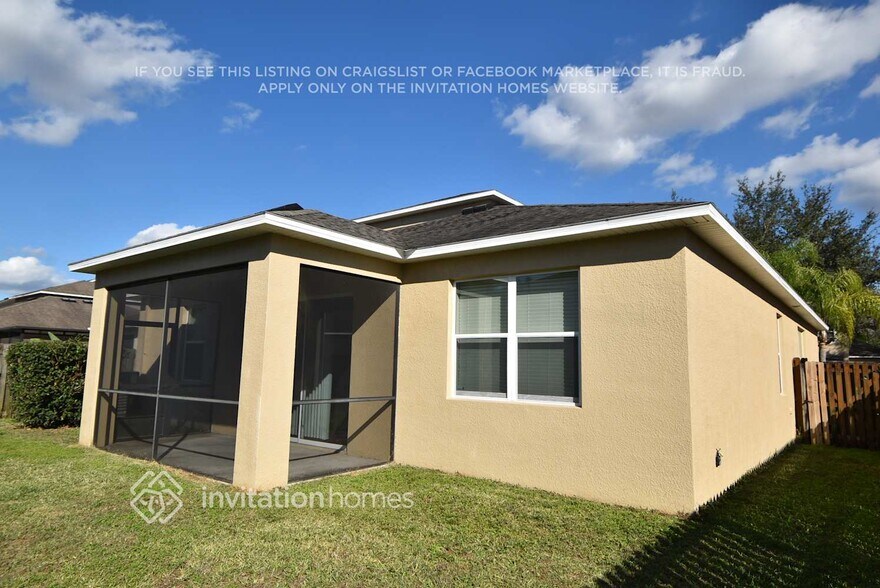 Building Photo - 5905 Lilac Lake Dr