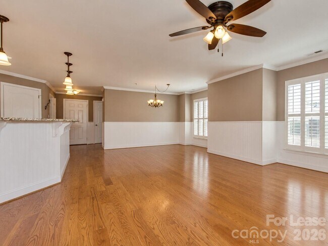 Building Photo - 18521 Harborside Dr