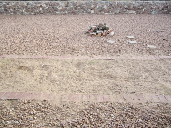 Building Photo - 6572 Dakota Ridge Dr