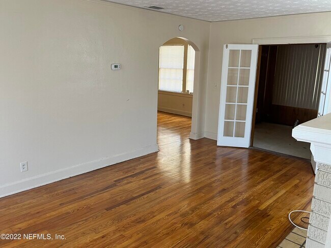Building Photo - 5920 Springfield Blvd