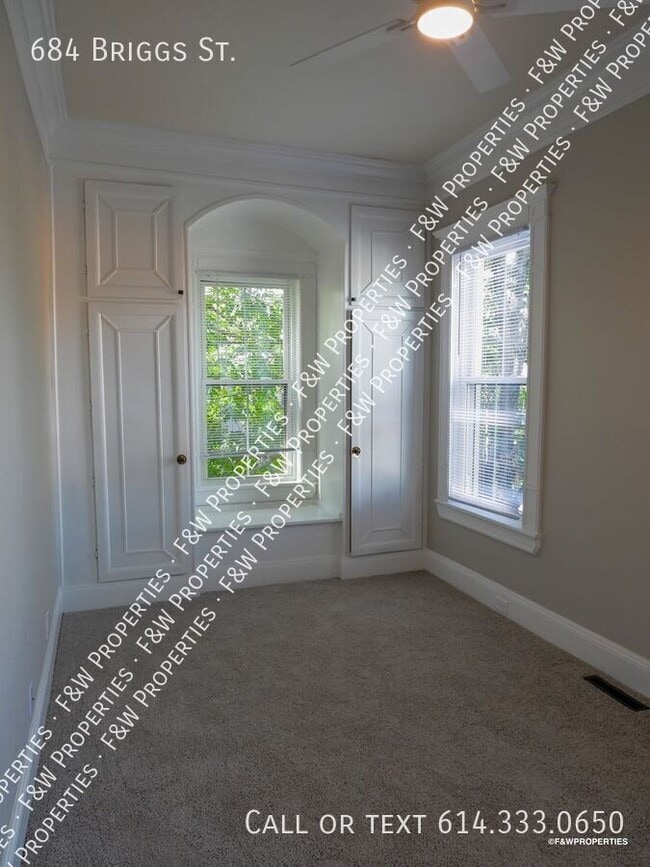 Building Photo - 684 Briggs St