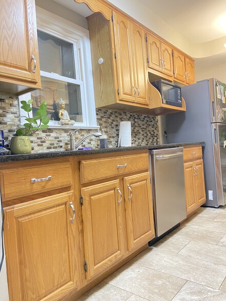 Building Photo - 5300 Harmony Ln